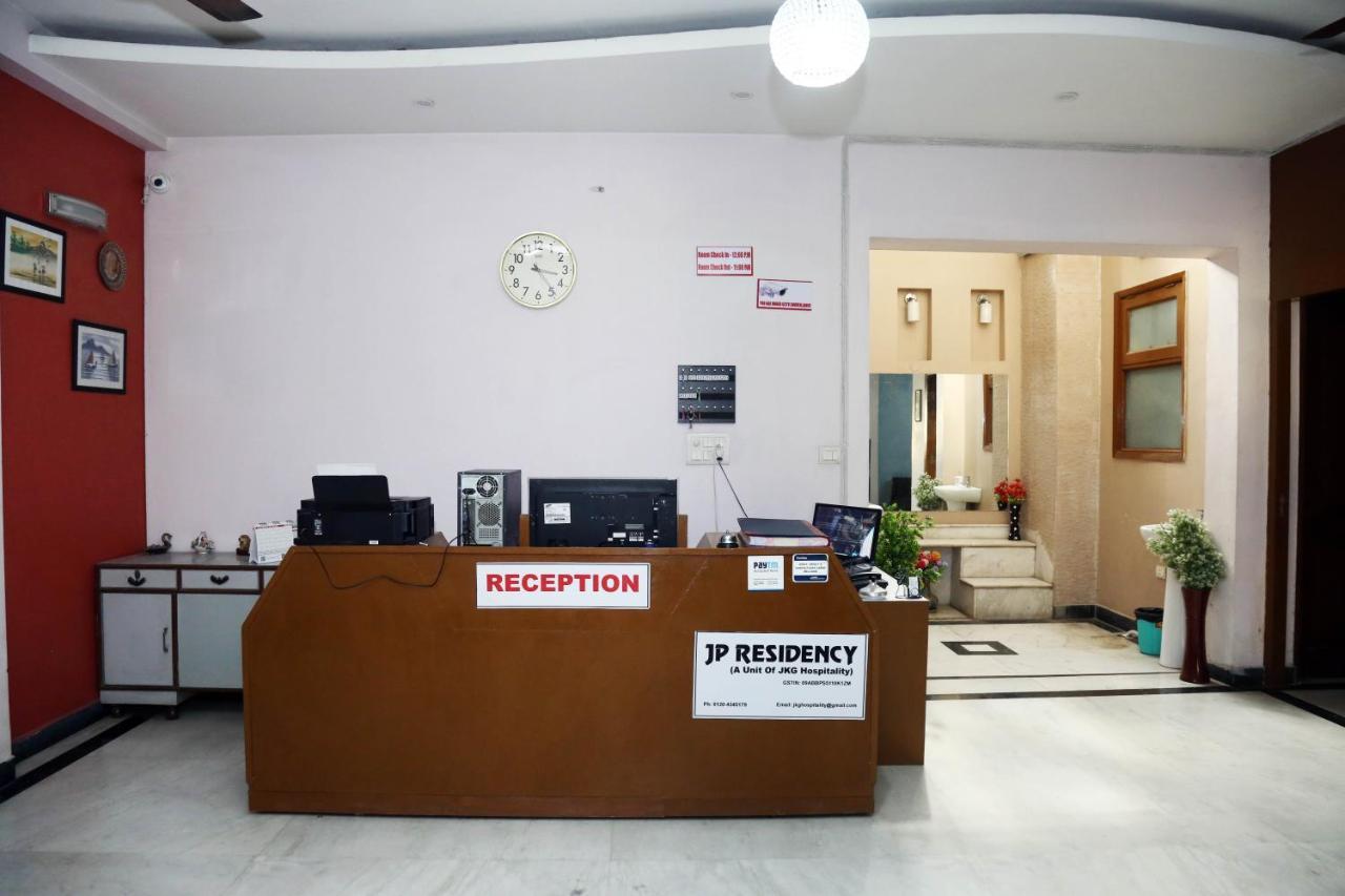 J P Residency Hotell Greater Noida Exteriör bild